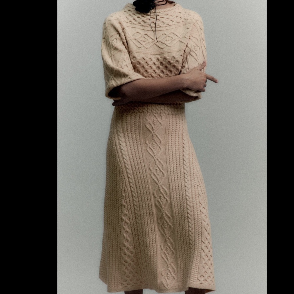 Zara MIXED WOVEN KNIT SWEATER DRESS size large